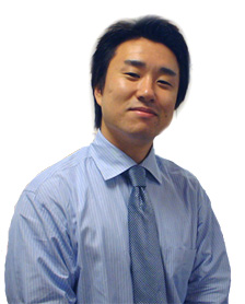 ���{����